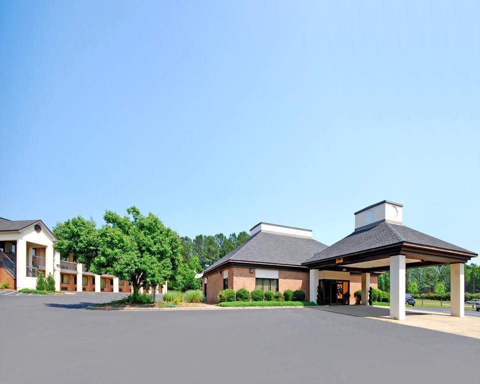Red Roof Inn Sanford Exterior photo